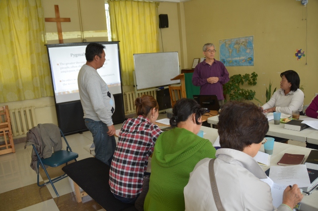 DSC_0210 (640x424).jpg : First Day of Seminar in Mongolia Sept 9, 2012