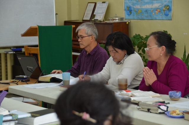 DSC_0201 (640x424).jpg : First Day of Seminar in Mongolia Sept 9, 2012