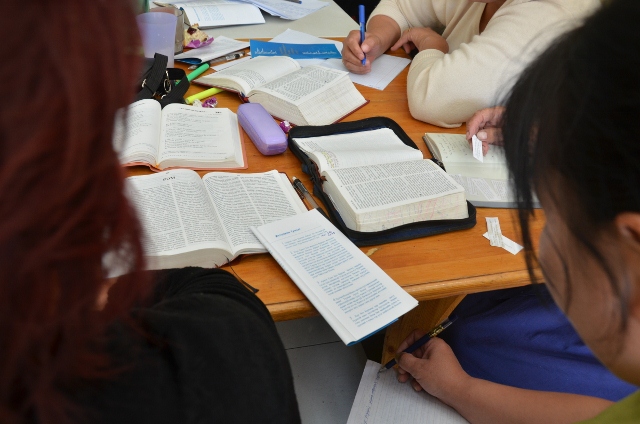 DSC_0242 (640x424).jpg : First Day of Seminar in Mongolia Sept 9, 2012