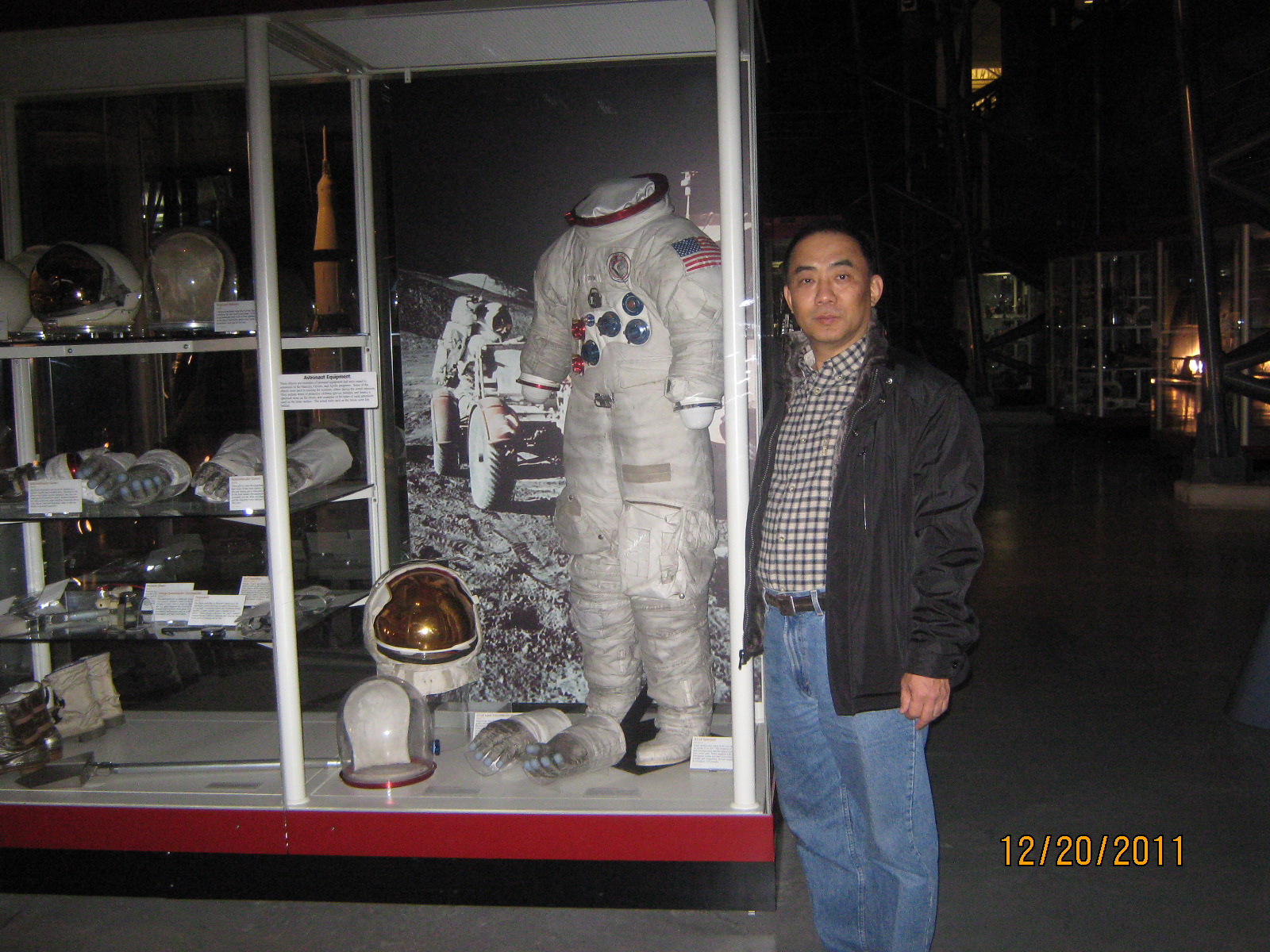 IMG_1863.JPG : Dec 20, 2011 Air and Space Museum again