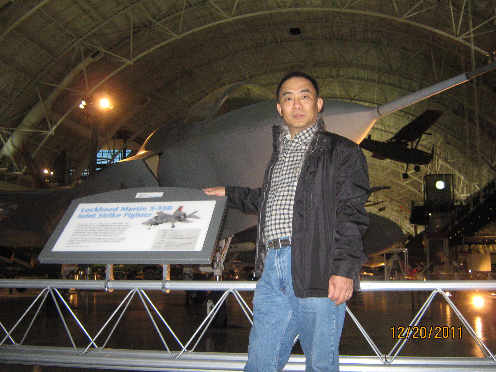 IMG_1874.JPG : Dec 20, 2011 Air and Space Museum again