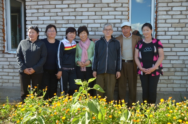 DSC_0194 (640x424).jpg : Mongol Mission Trip - 4th Day of Seminar (Sept 13, 2012)
