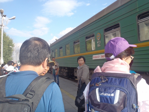P9170017 (600x450).jpg : 몽골 선교여행 9월 17일 울란바토르에서 자밍우드까지