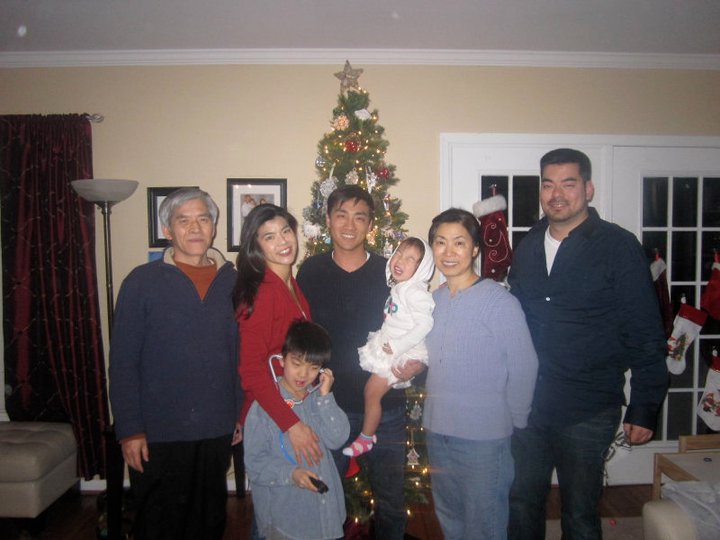 101225b christmas at home family.jpg