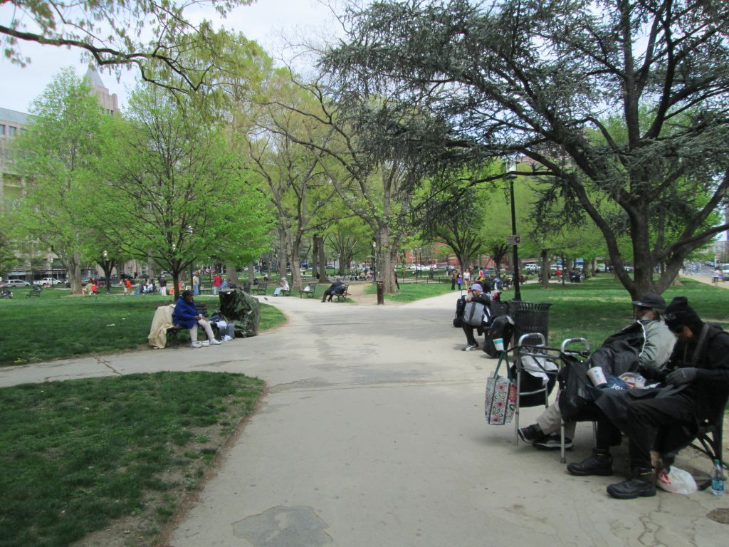 2015-04-19 13.56.56.jpg : Speaking at the Wilderness Ministry Sunday Service at the Franklin Square Park, Washington, D.C. on April 19, 2015