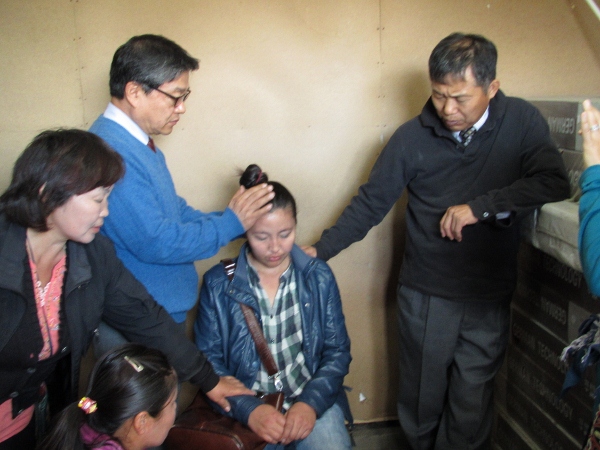 IMG_0630 (600x450).jpg : 딘지 교회헌당예배 및 사역 9월 23일 IMG_0630 (600x450).jpg : 딘지 교회헌당예배 및 사역 9월 23일