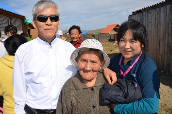 DSC_0399 (600x397).jpg : 딘지 교회헌당예배 및 사역 9월 23일 DSC_0399 (600x397).jpg : 딘지 교회헌당예배 및 사역 9월 23일