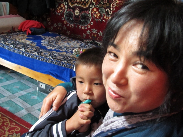 IMG_0547 (600x450).jpg : 딘지 교회헌당예배 및 사역 9월 23일 IMG_0547 (600x450).jpg : 딘지 교회헌당예배 및 사역 9월 23일