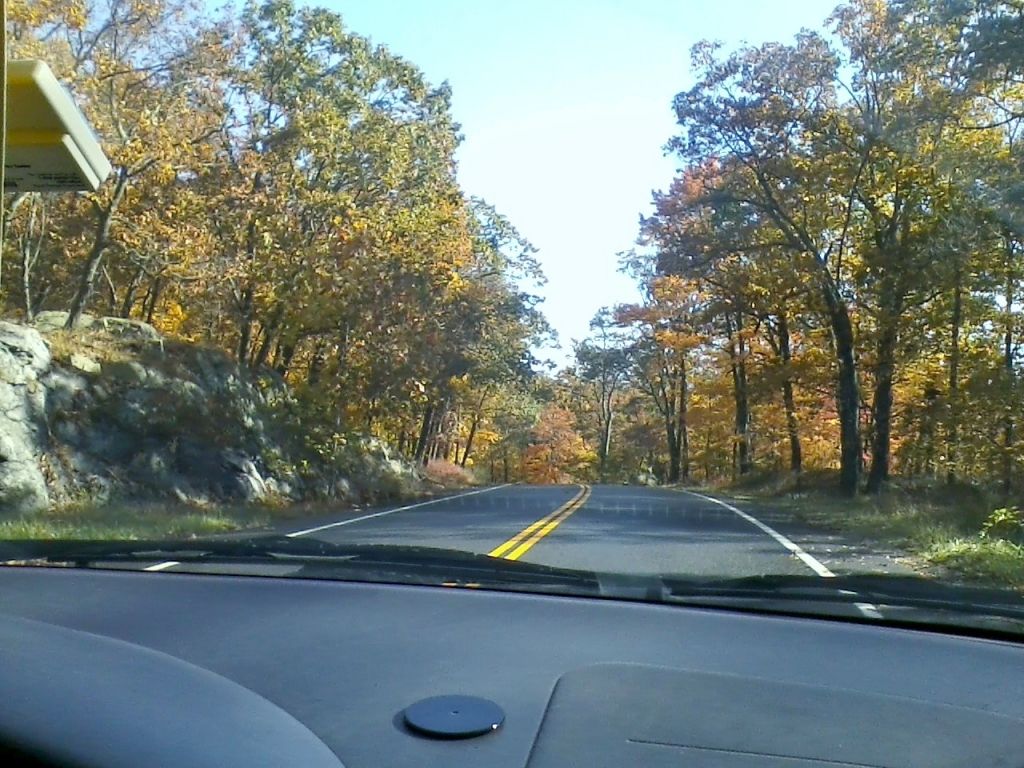 1020121011b.jpg : Oct 20, 2010 Bear Mountain Tower