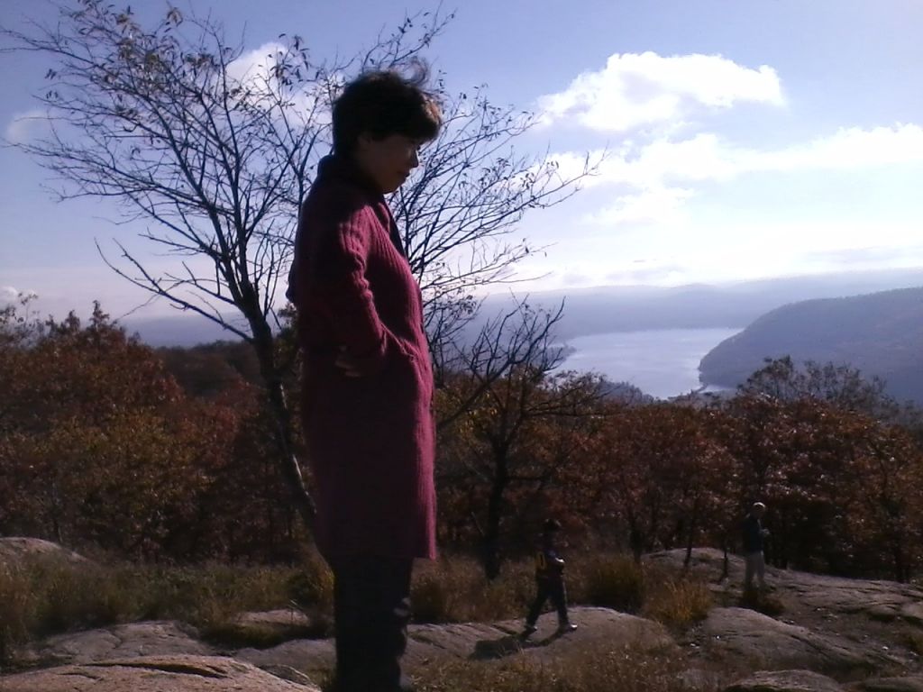 1020120952.jpg : Oct 20, 2010 Bear Mountain Tower