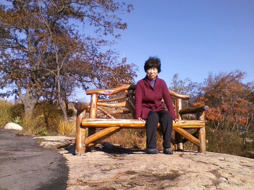 1020120955.jpg : Oct 20, 2010 Bear Mountain Tower