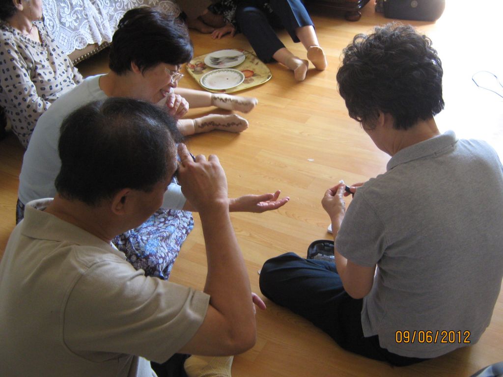 120906b Sisters n brother.JPG : Trip to Seoul Sept 3-8, 2012