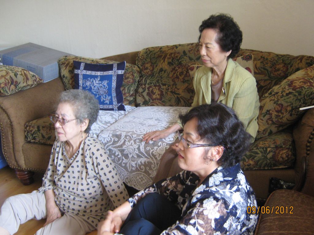 120906d Gomo n Sookmos.JPG : Trip to Seoul Sept 3-8, 2012