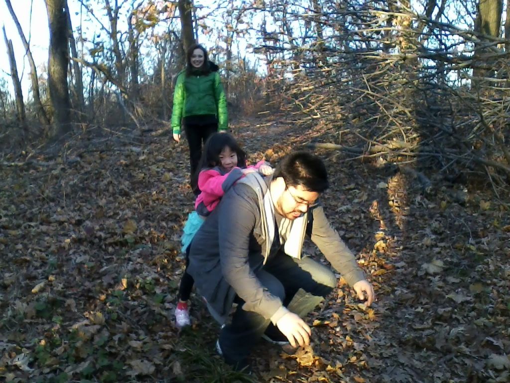 1121121555.jpg : Nov 21, 2012 Jay, Christine, n Karis