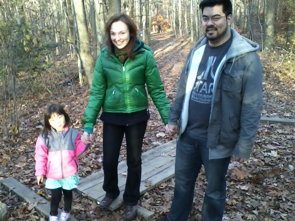 1121121521.jpg : Nov 21, 2012 Jay, Christine, n Karis