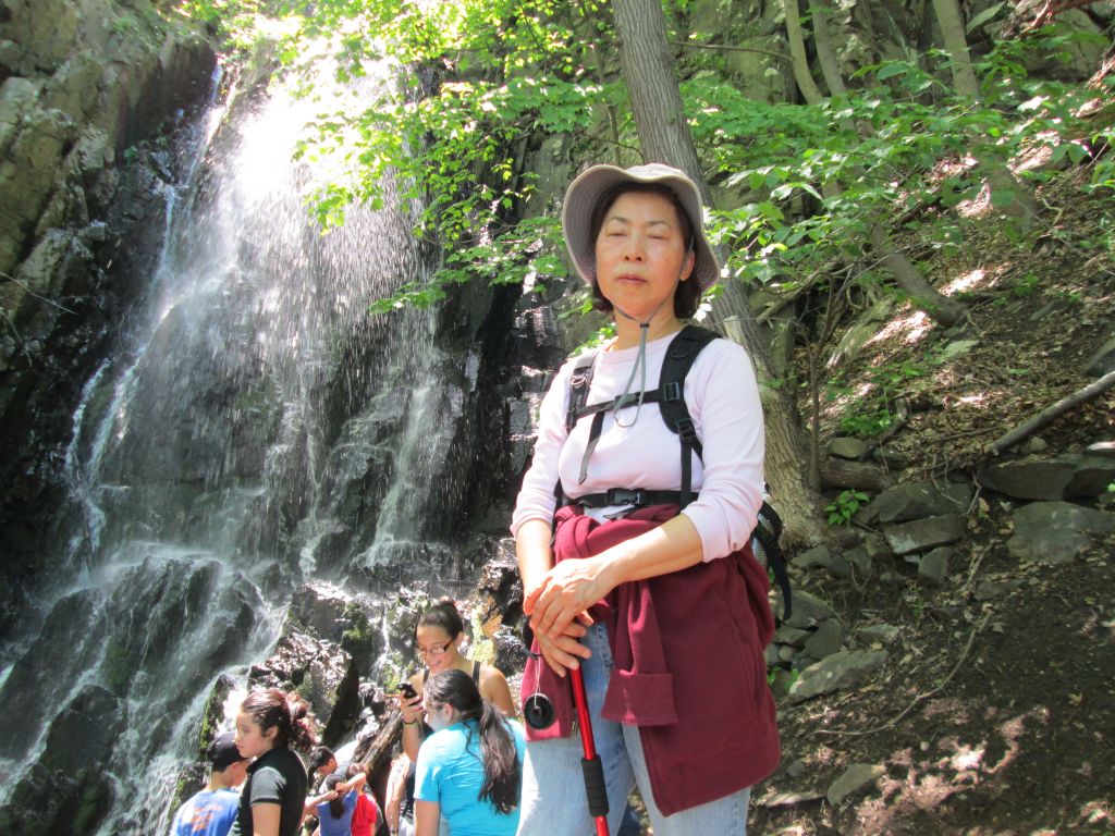IMG_0971.JPG : Hiking again! May 26 n 27 Palisades Pkwy Trails