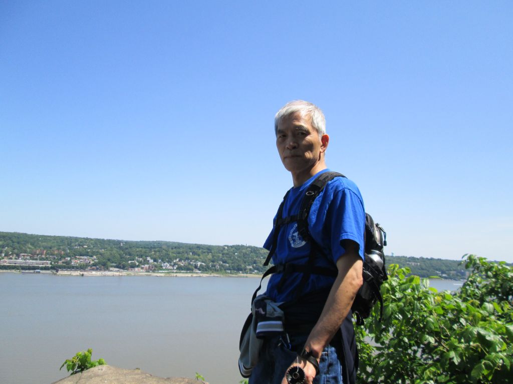 IMG_0979.JPG : Hiking again! May 26 n 27 Palisades Pkwy Trails