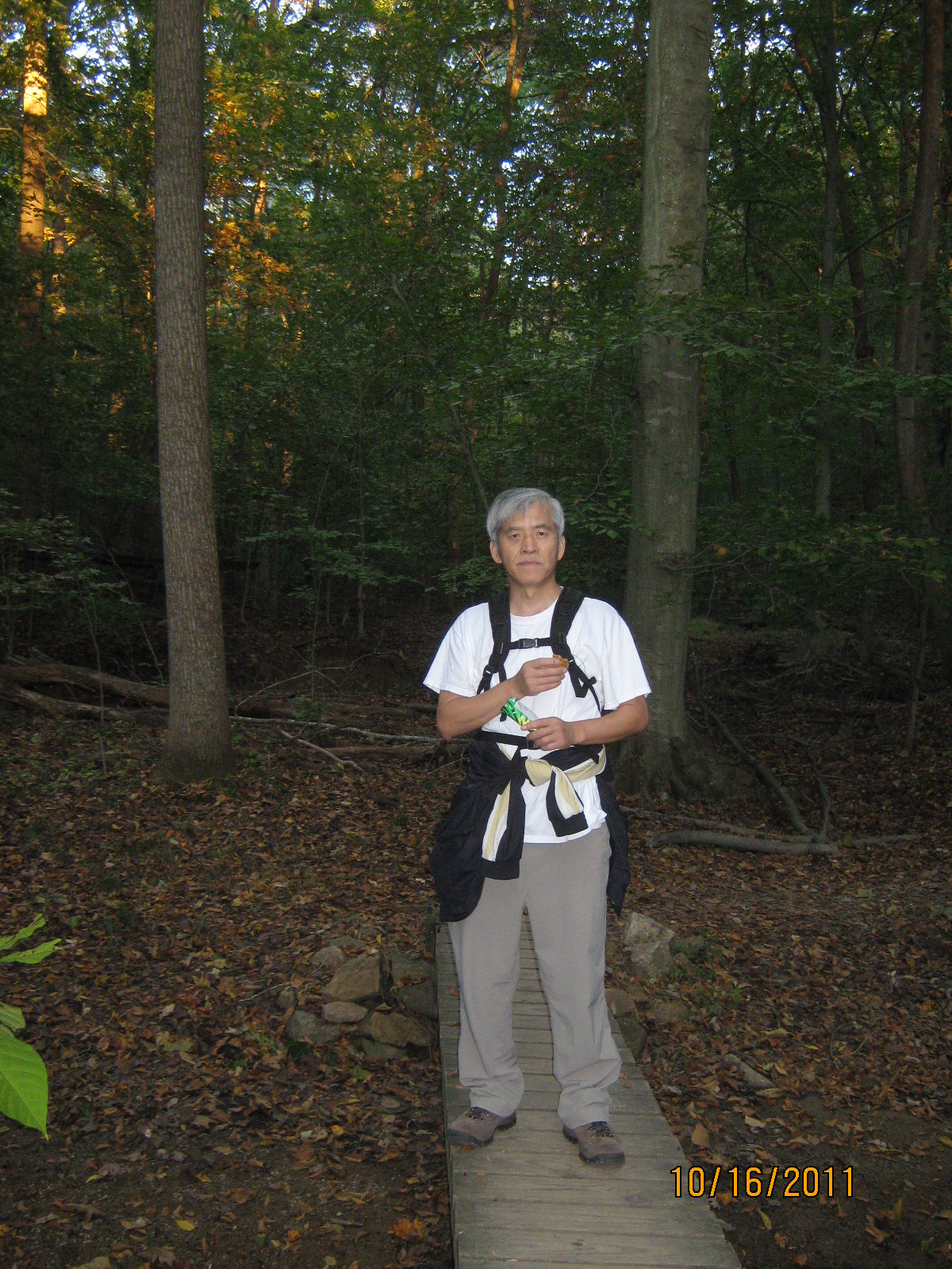 IMG_1741.JPG : Oct 16, 2011 Bull Run-Occoquan Trail