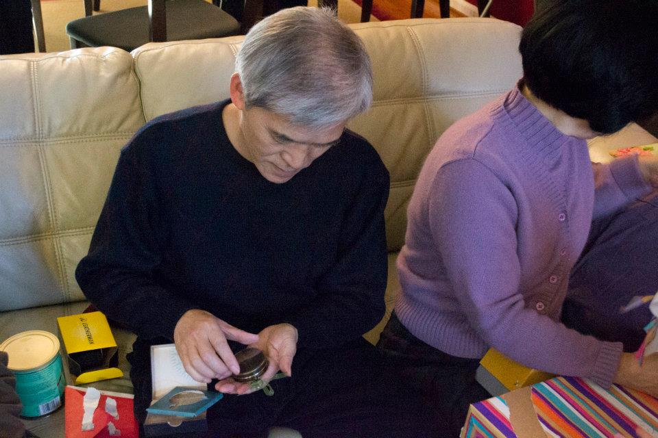 dad n mom xmas 2011 a.jpg : Christmas 2011