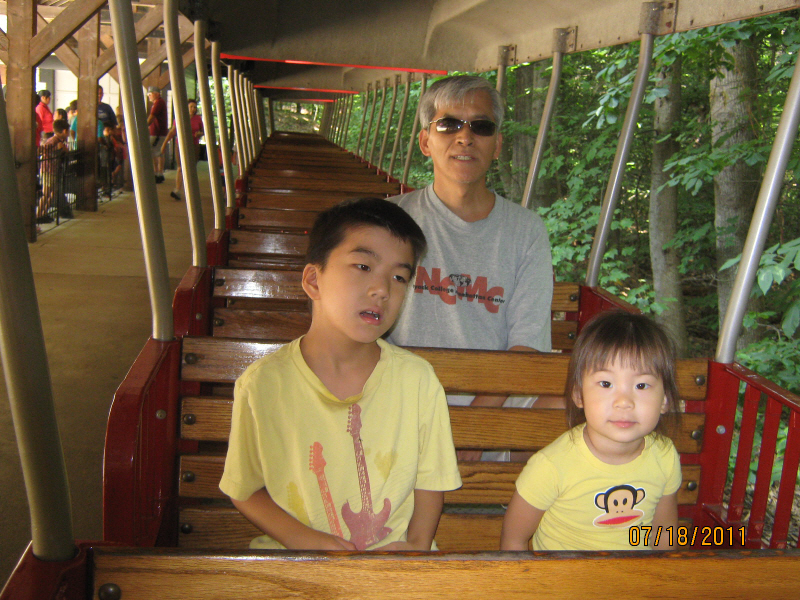 Photo Editor_110718ad train ride at Burke Lake.JPG