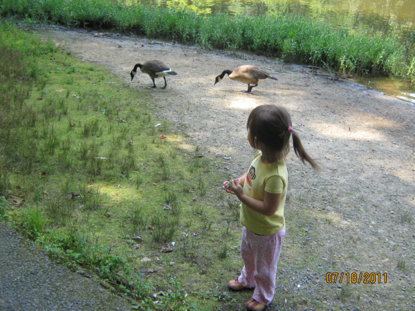 Photo Editor_110718bna Karis n Ducks at Burke Lake.JPG