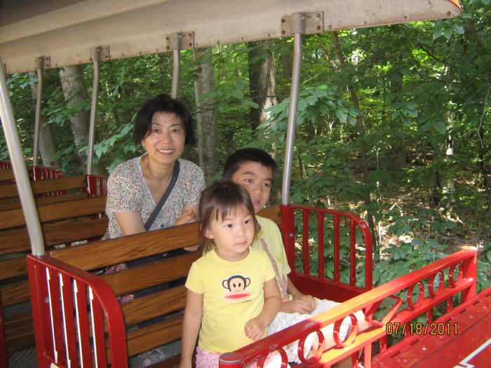 Photo Editor_110718aa train ride at Burke Lake.JPG