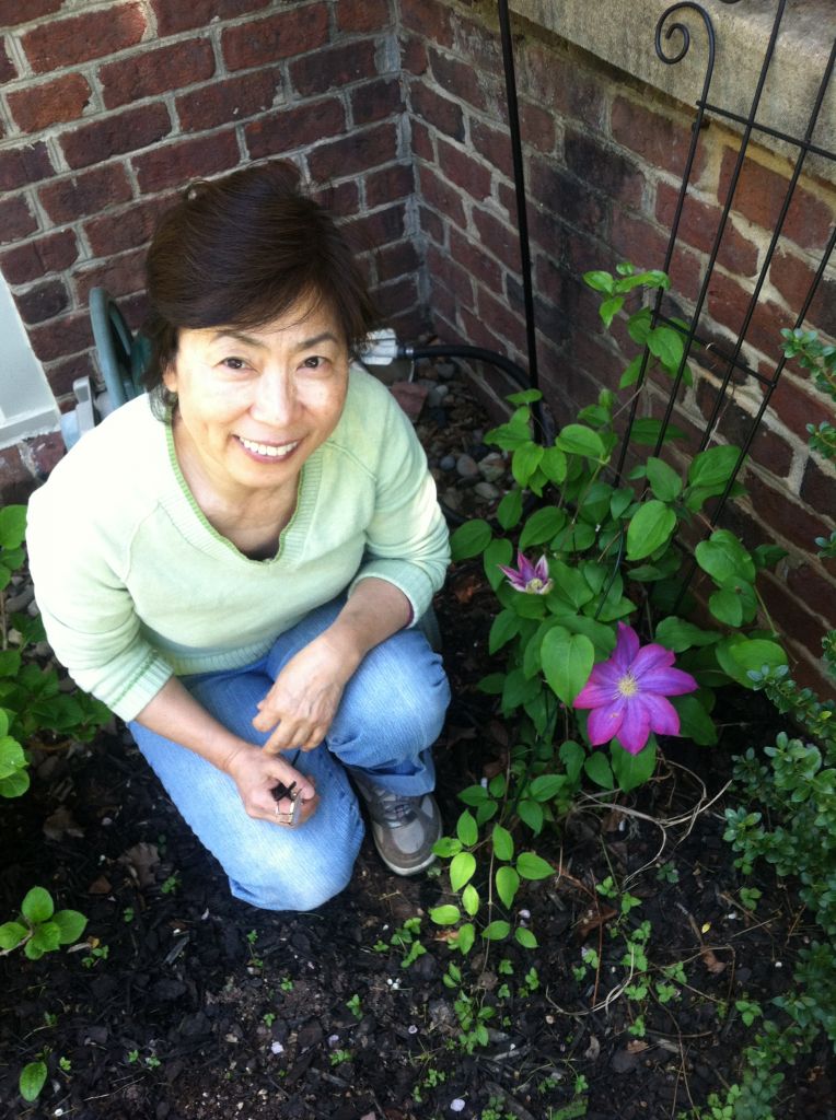wife at Centreville neighbor.JPG : May 2, 2013 35'th Wedding Anniversary