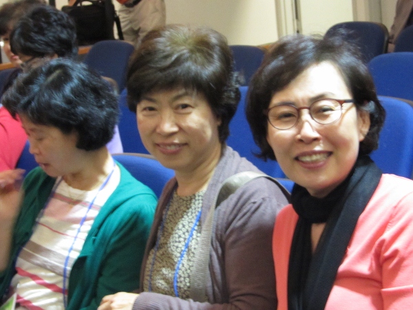 IMG_1238 (600x450).jpg : Oct 8-11, 2012 Extended Education of the C&MA Korean District