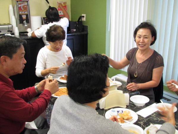 IMG_1261 (600x450).jpg : Oct 8-11, 2012 Extended Education of the C&MA Korean District