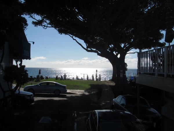 IMG_1390 (600x450).jpg : Oct 10, 2012 Laguna Beach, CA